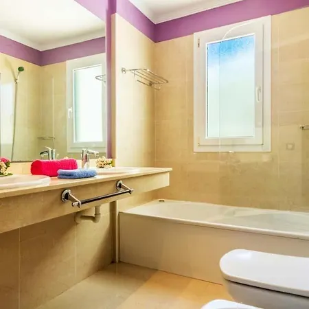In Playa Blanca Sleeps 8 Includes Swimming Pool Air Con And Wifi 9 * Πλάγια Μπλάνκα