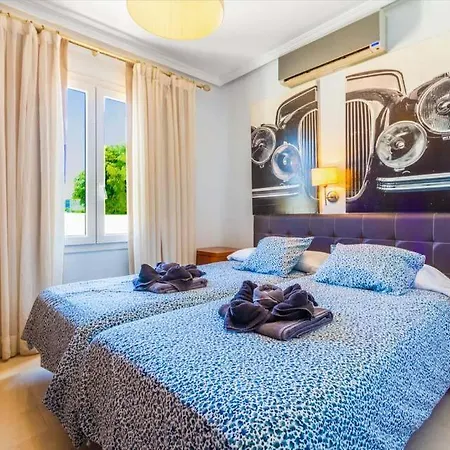 Βίλα In Playa Blanca Sleeps 8 Includes Swimming Pool Air Con And Wifi 9