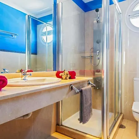 In Playa Blanca Sleeps 8 Includes Swimming Pool Air Con And Wifi 9 * Πλάγια Μπλάνκα